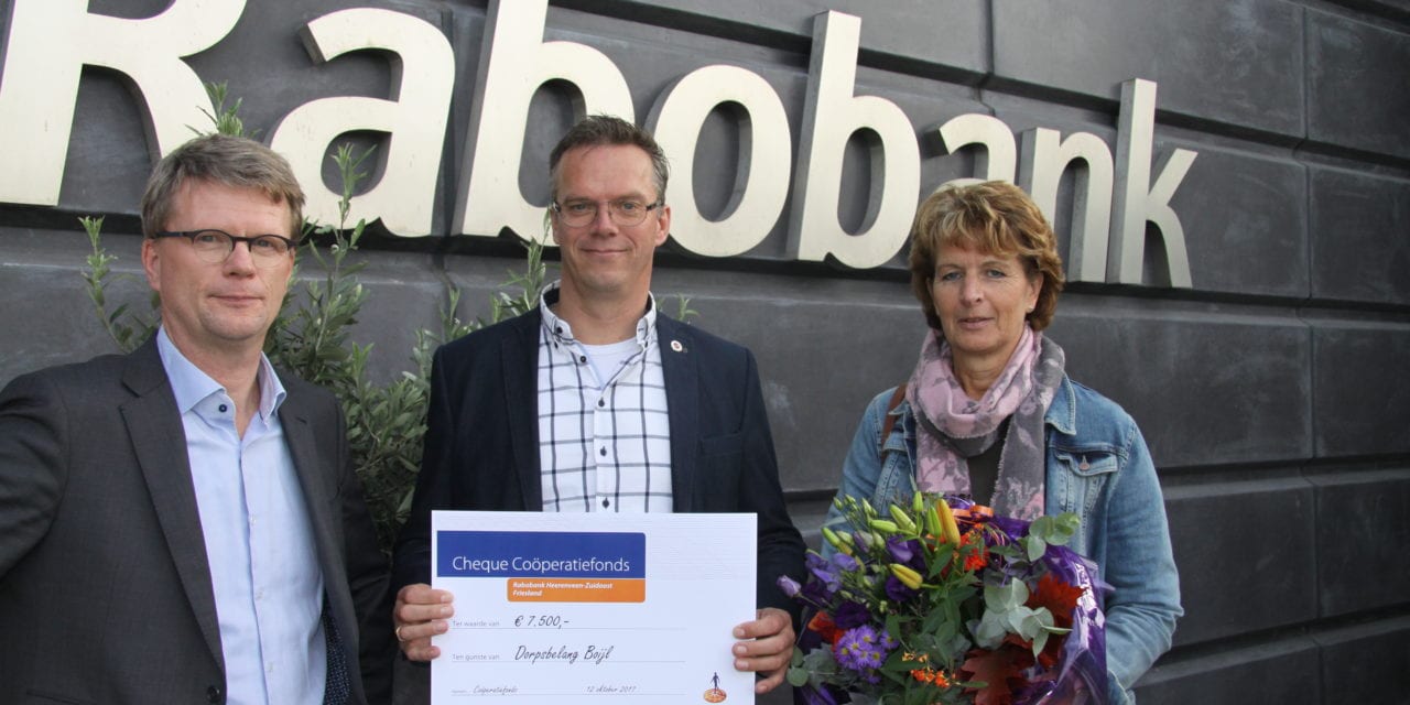 € 7500.- van Rabo Coöperatiefonds voor Brinkplein