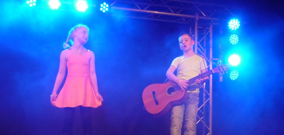 KINDER-PLAYBACKSHOW