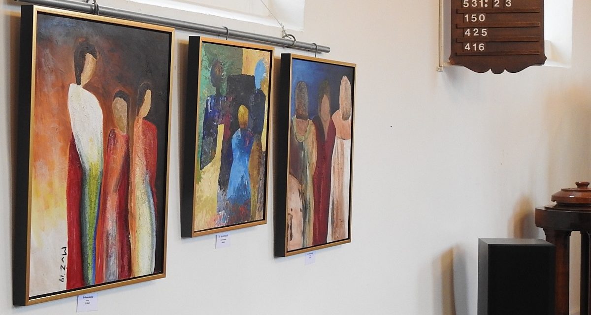 Schilderijenexpositie in kerk in kader van 700 jaar Boijl